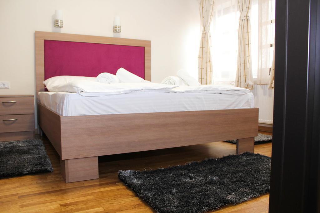 Wake Up Apartments And Rooms Beograd Bagian luar foto