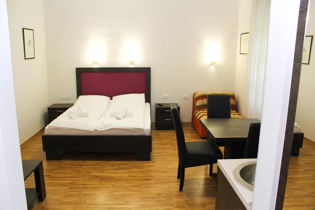 Wake Up Apartments And Rooms Beograd Bagian luar foto