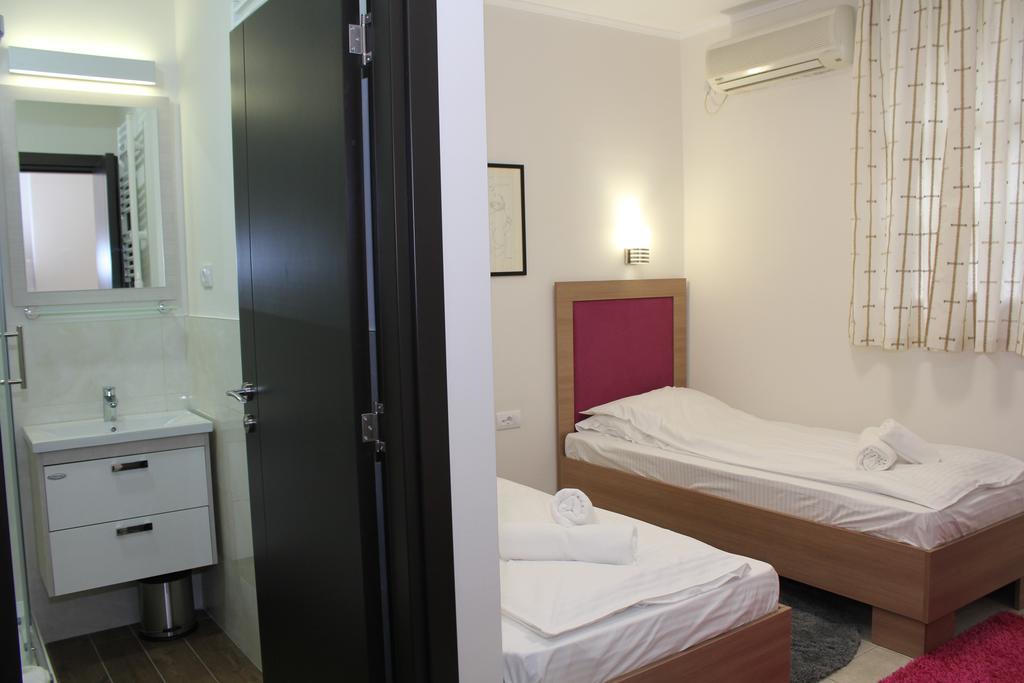Wake Up Apartments And Rooms Beograd Bagian luar foto