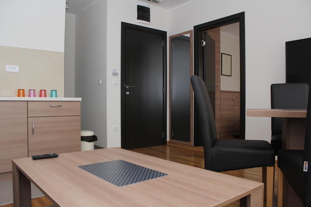 Wake Up Apartments And Rooms Beograd Bagian luar foto