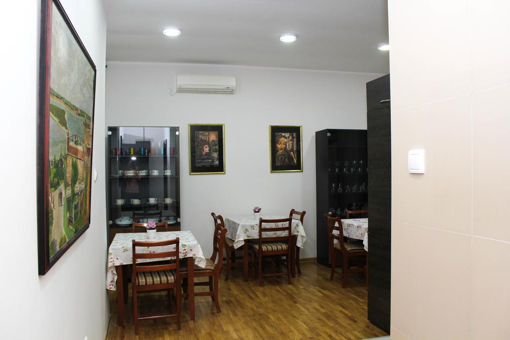 Wake Up Apartments And Rooms Beograd Bagian luar foto
