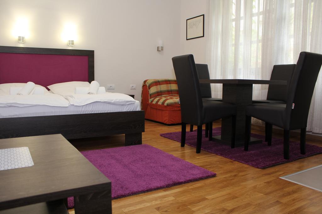 Wake Up Apartments And Rooms Beograd Bagian luar foto