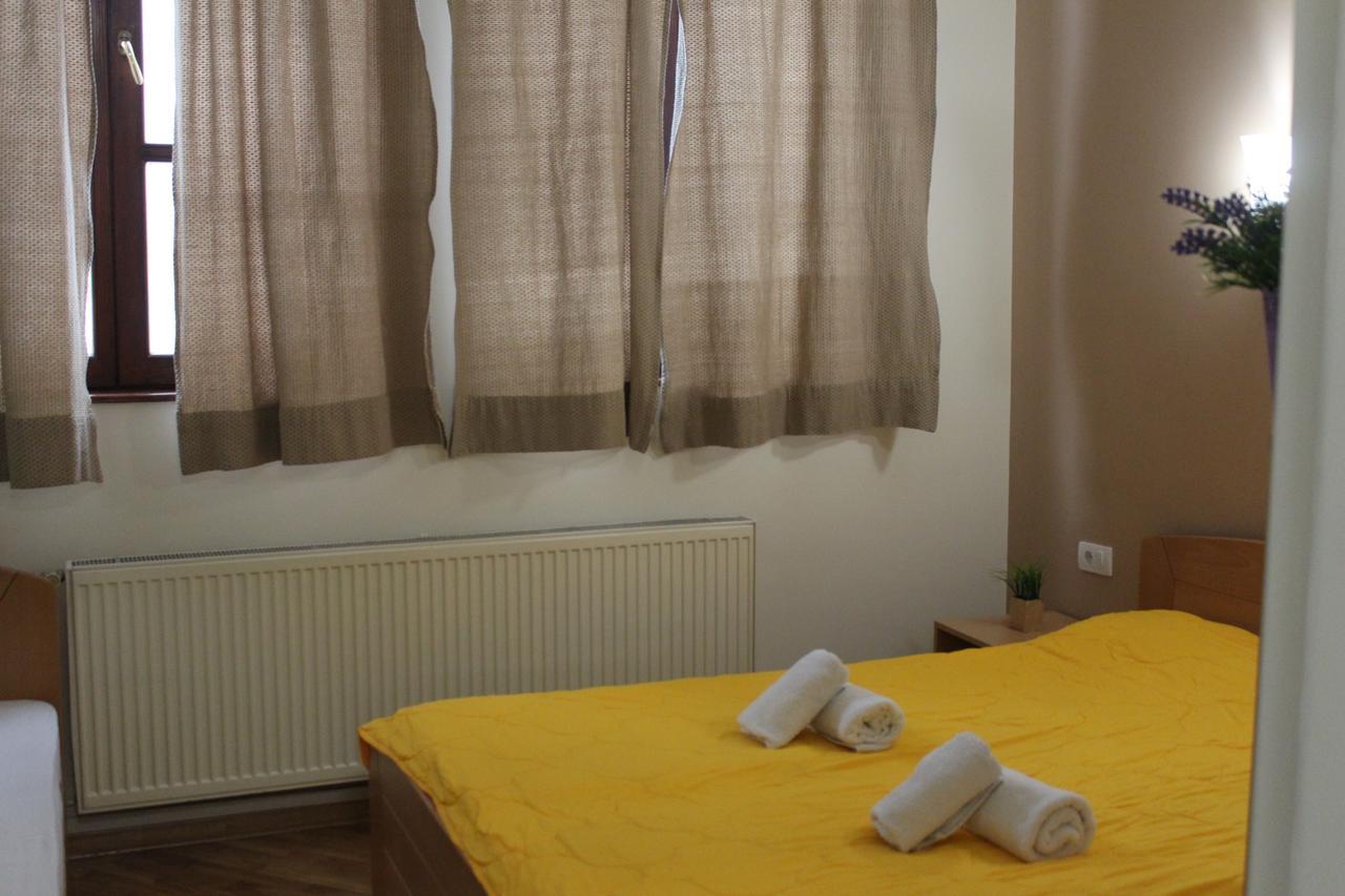 Wake Up Apartments And Rooms Beograd Bagian luar foto